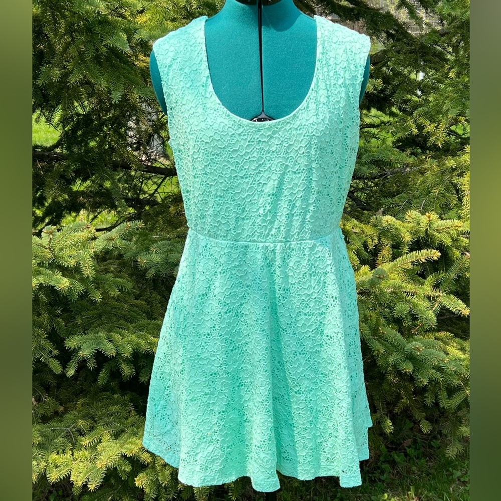 Candie's Mint Green Lace Mini Dress
